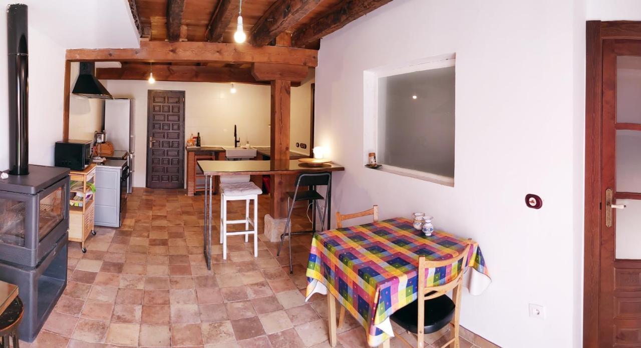 Villa Casa Del Medio à Fuentecantos Extérieur photo